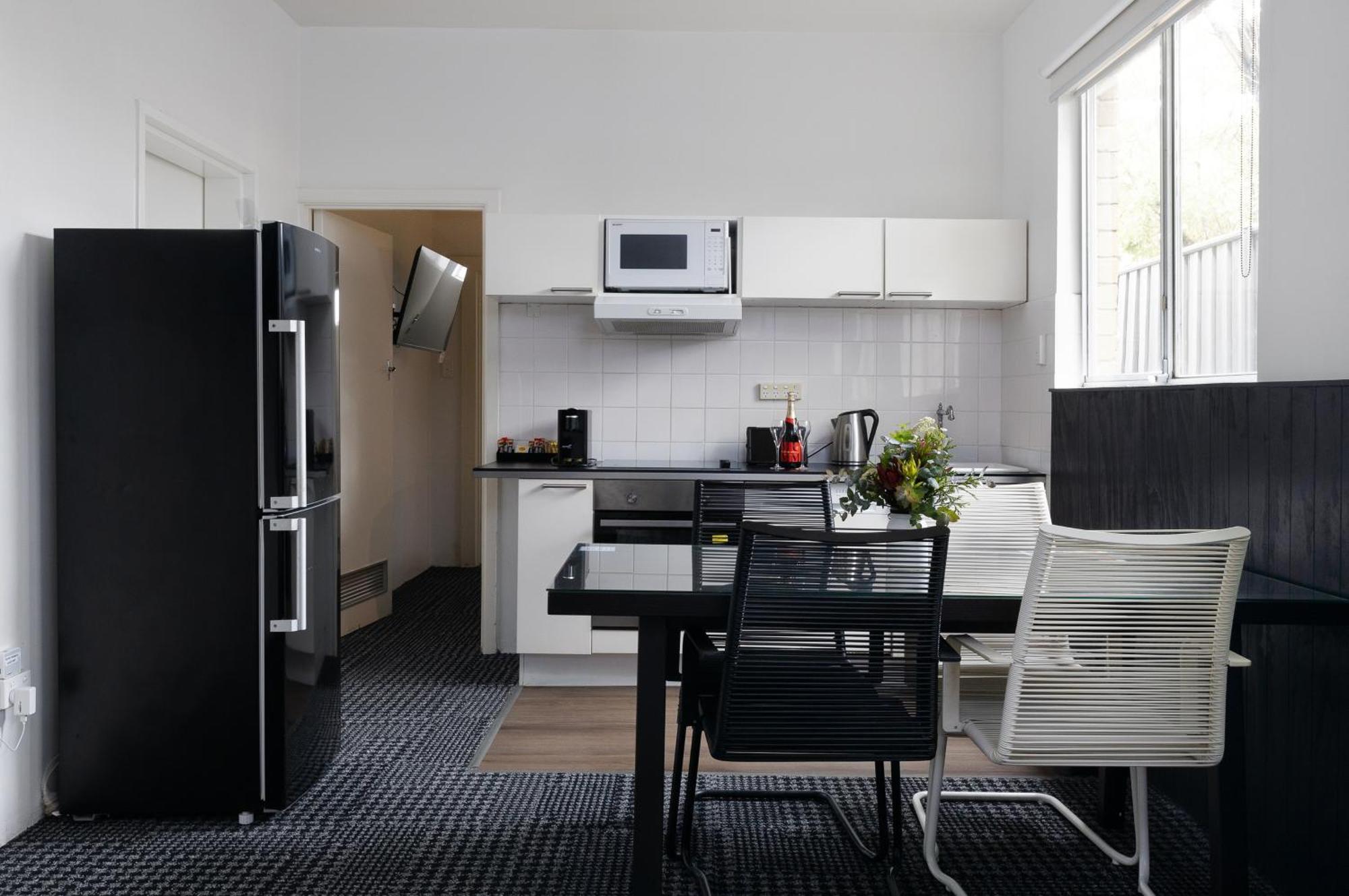 Siesta Central Apartments Сейл Екстер'єр фото