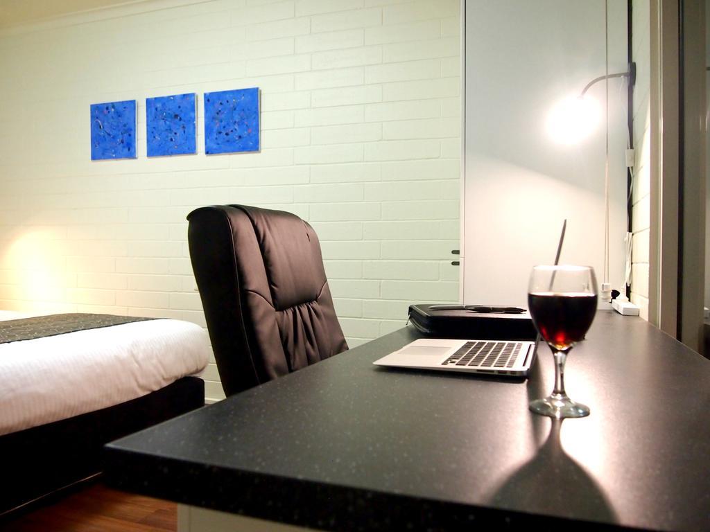 Siesta Central Apartments Сейл Екстер'єр фото