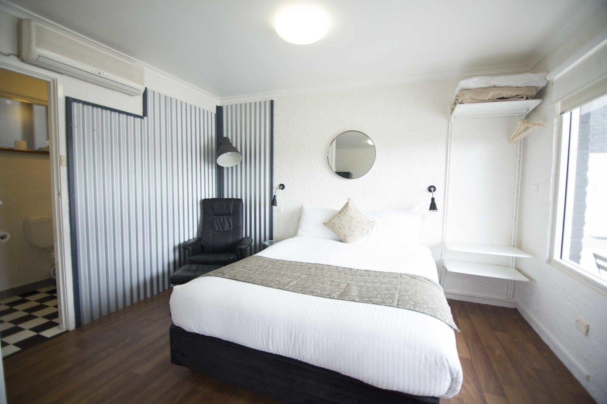Siesta Central Apartments Сейл Екстер'єр фото